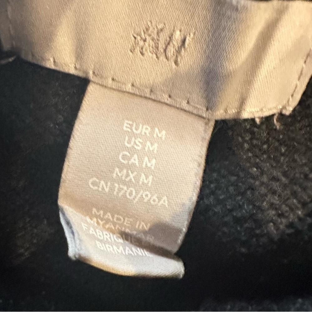 H&M Women's Black Crewneck Sweater - Picture 3 of 5